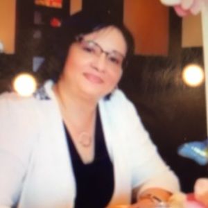 Meet your Posher, Elizabeth